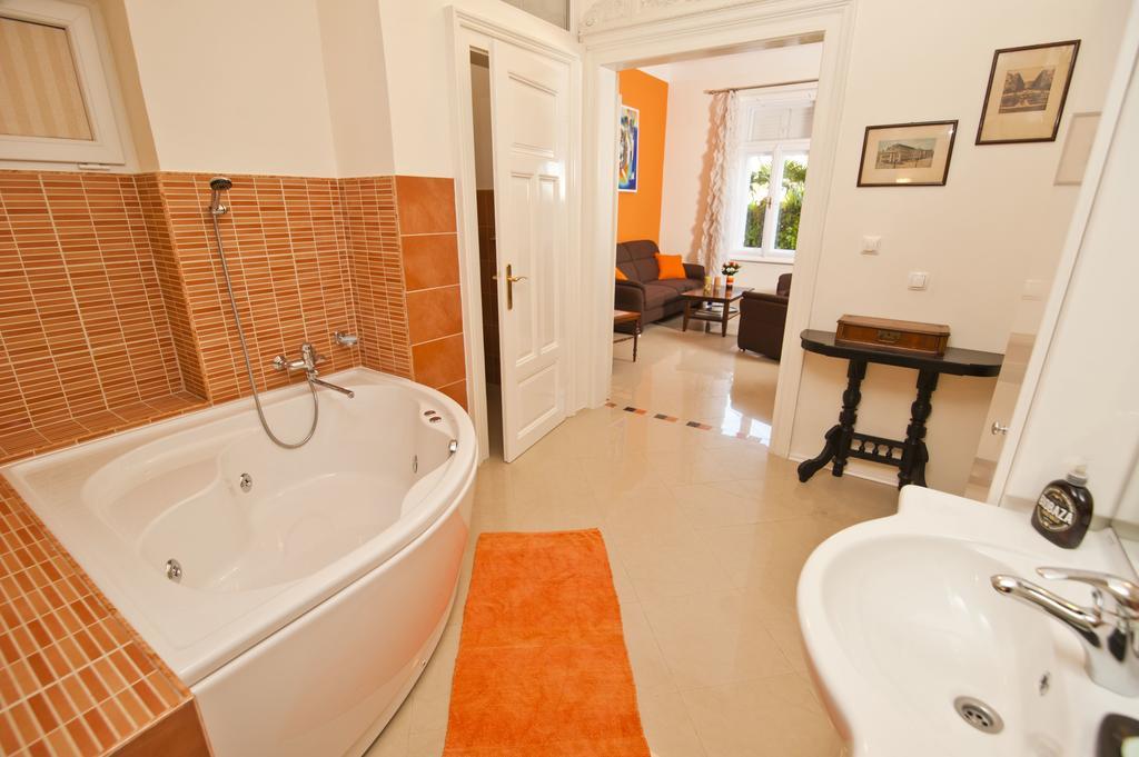 Apartman Isadora Opatija Exterior foto